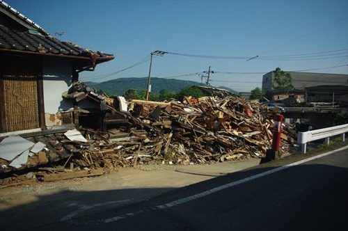 2016年5月23日時点 益城町寺迫地区の家屋C もはや跡形もなく木っ端微塵